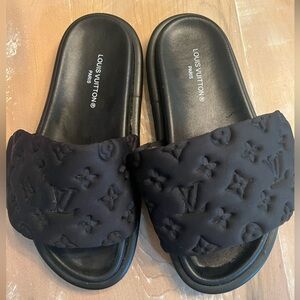 Womens Black Slides